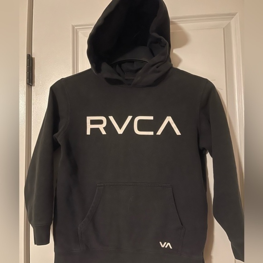Boys RVCA black sweatshirt size M